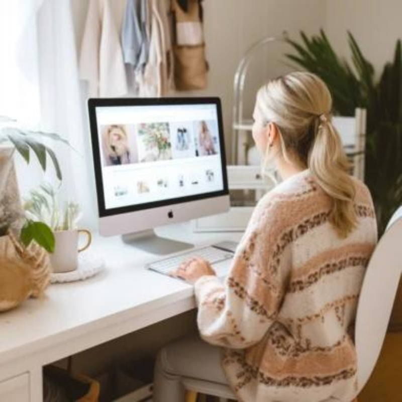 how can moms make money at home